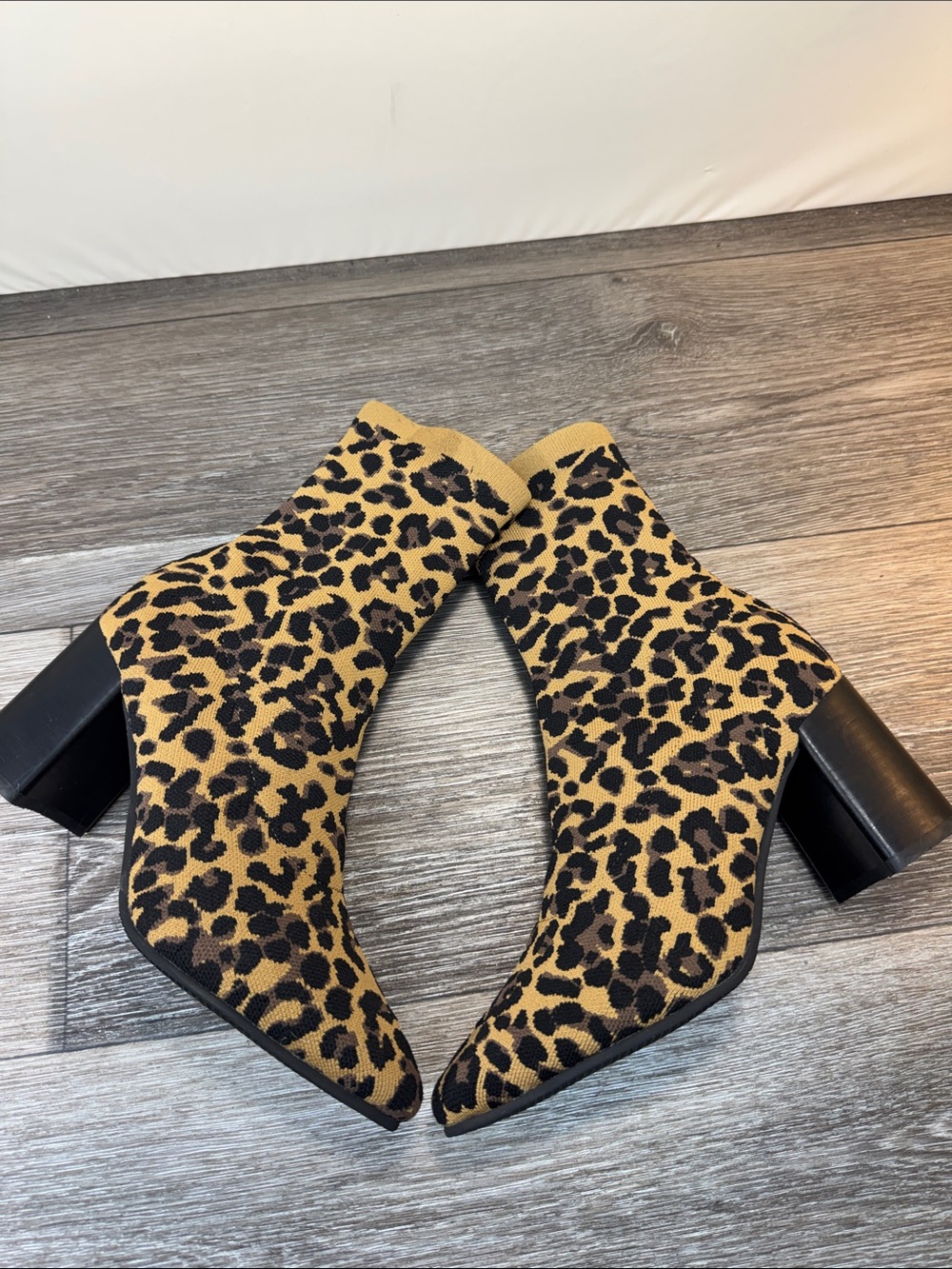 Blondo Leopard Print Block Heel Ankle Booties - Tan & Black SZ 8 (h196)